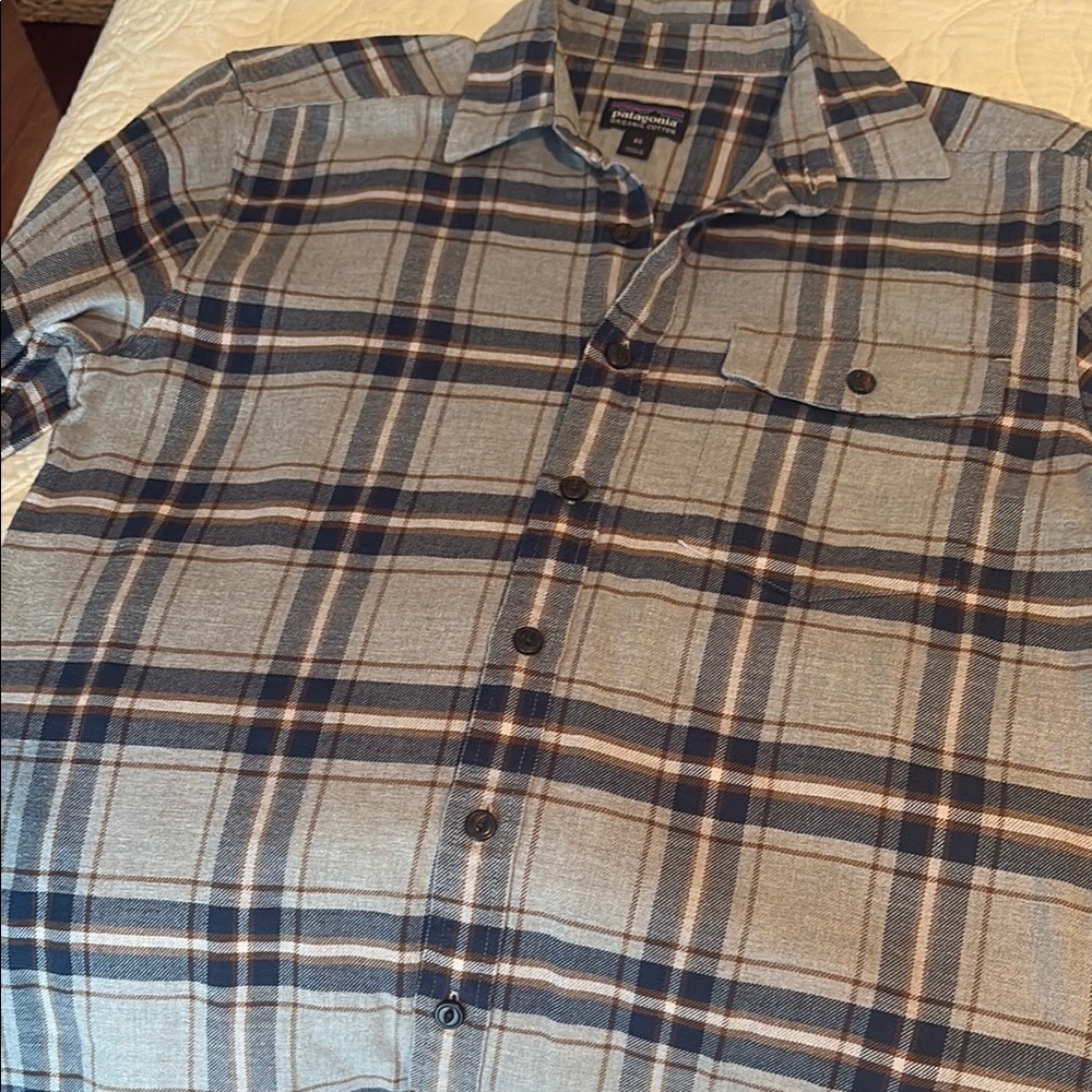 Patagonia Blue and Gray Casual Button Down Shirt